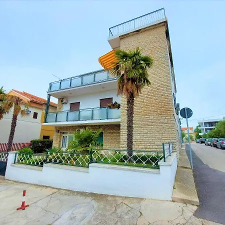 Big Lasan Apartment