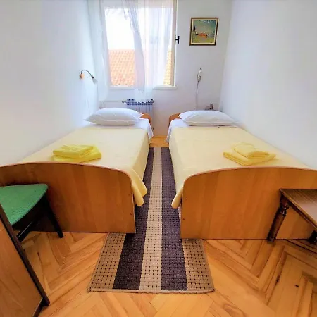 Big Lasan Apartament Vodice
