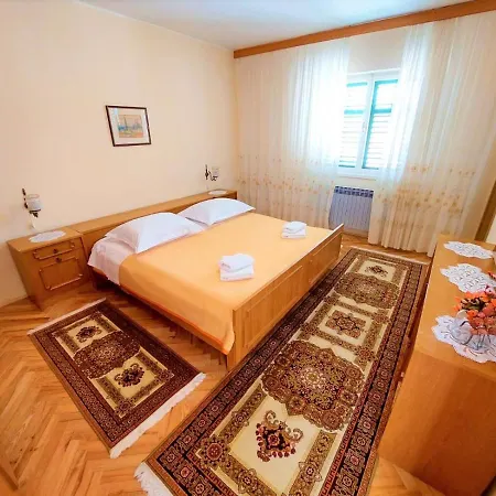 Apartament Big Lasan *