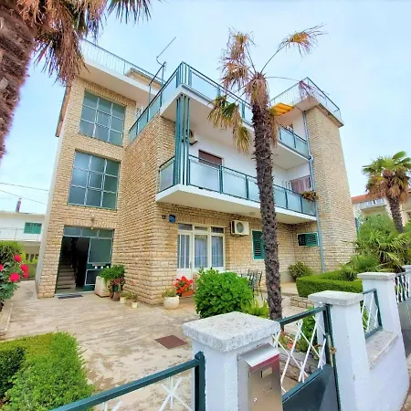 Big Lasan Apartment